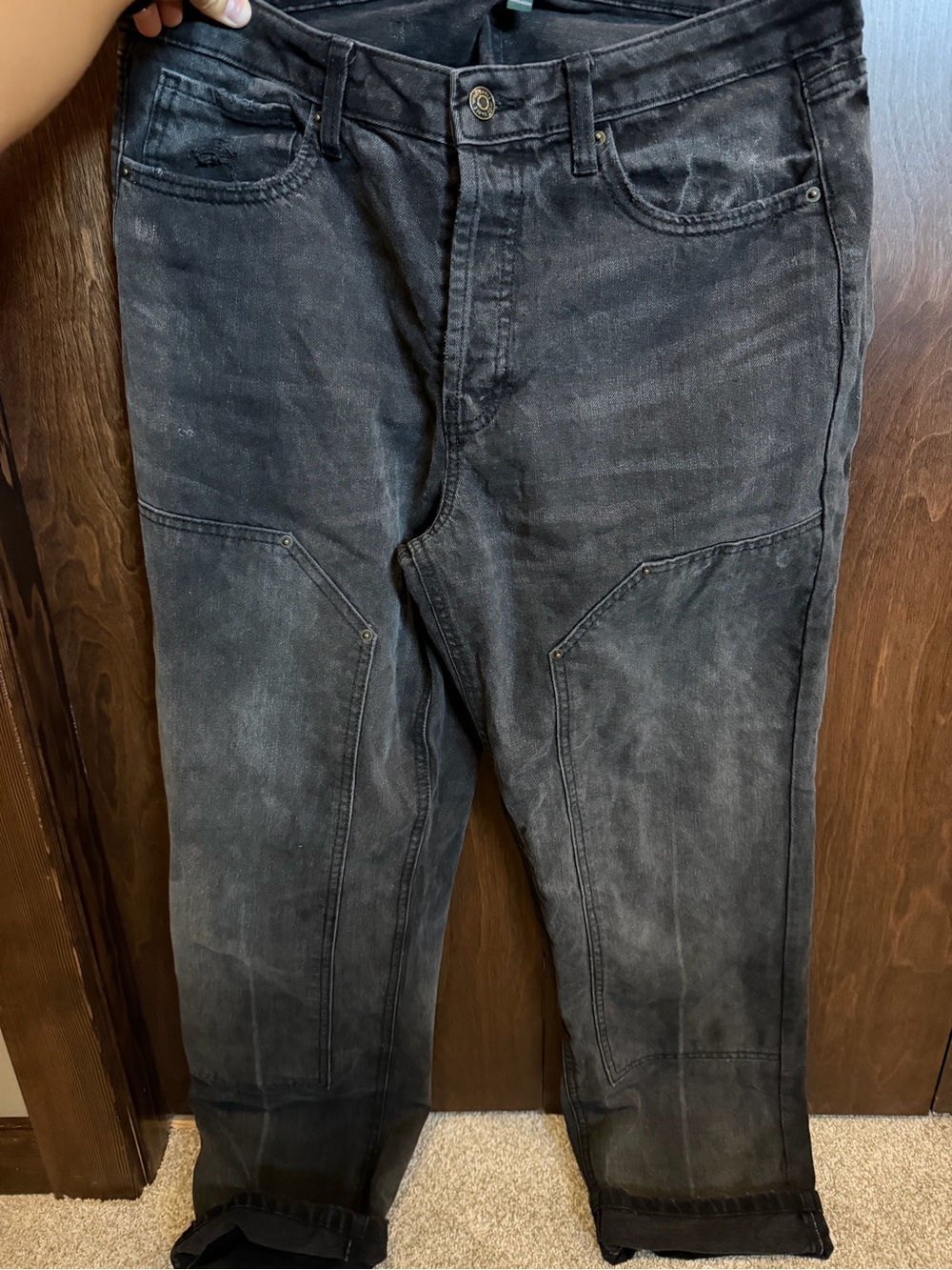 Women’s High Rise Straight Leg Black Washed Jeans